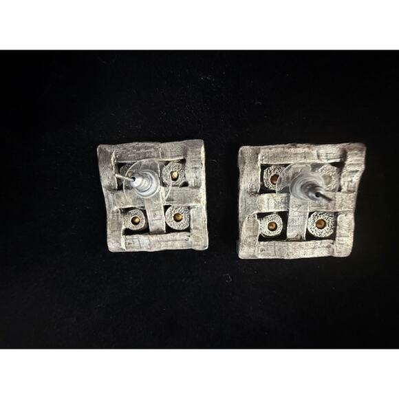 Lia Sophia? Silvertone Metal Geopmetric Square Pierced Earrings Pewter? - Picture 2 of 3